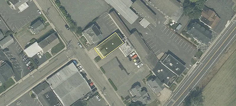 39 Dumont Rd