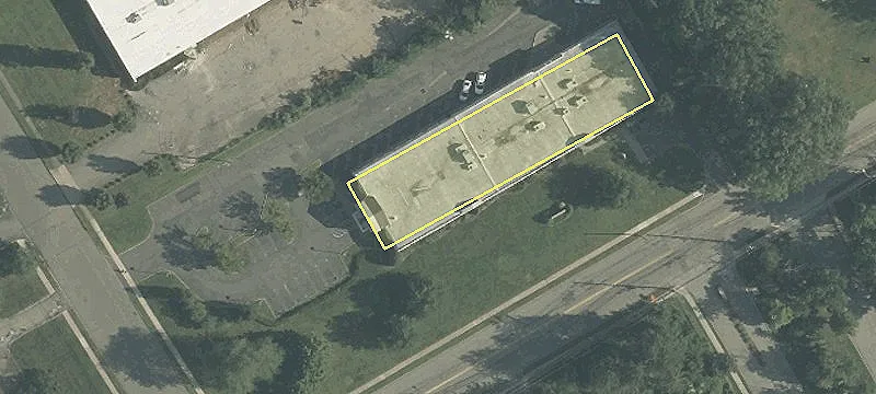 2 Saddle Rd