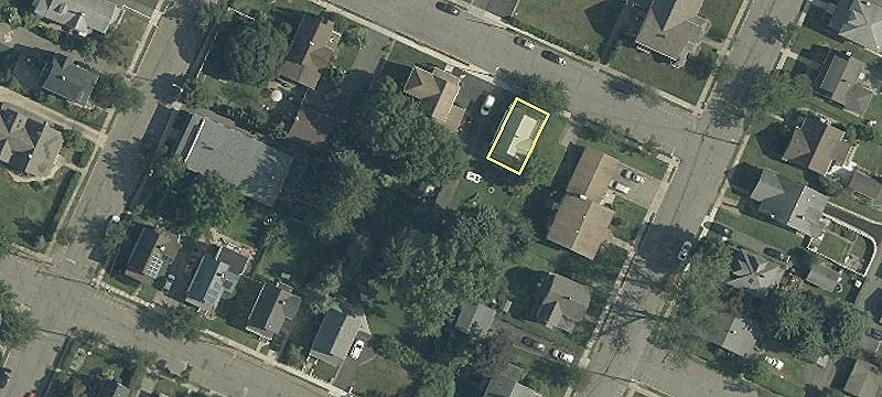 319 Grant St