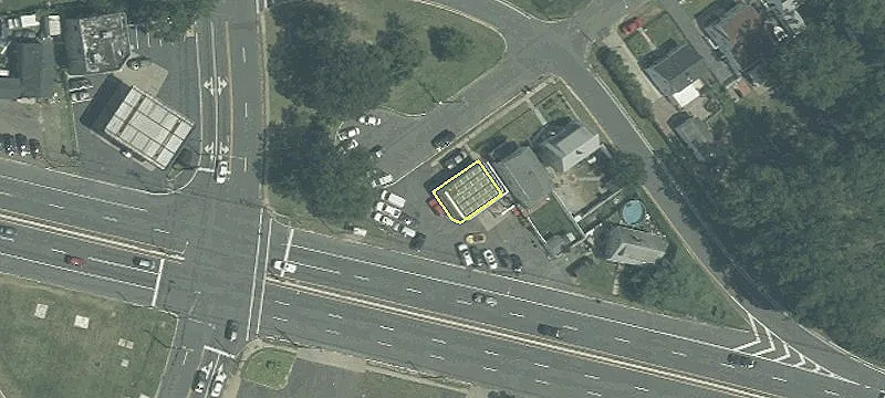 211 Hwy 143rd St