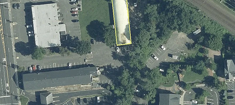457 Broad St
