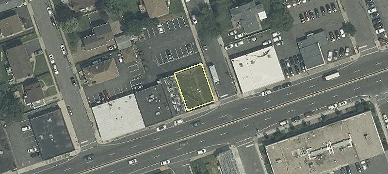 27-15 Broadway