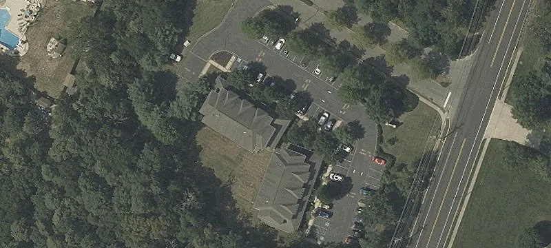 1064 Main St