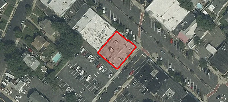 124 Pleasant Ave