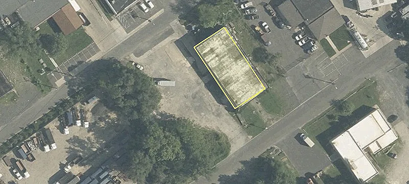 215 Park Dr