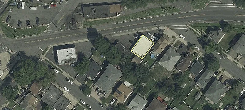 214 5th St
