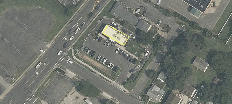 3308 Rte 9th S
