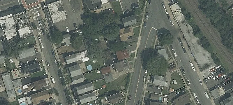61 Midland Ave