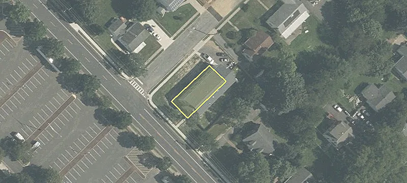 204 Carpenter St
