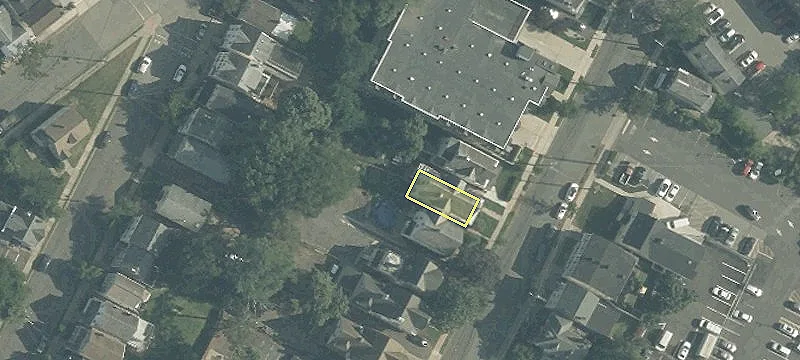 33 Mine St