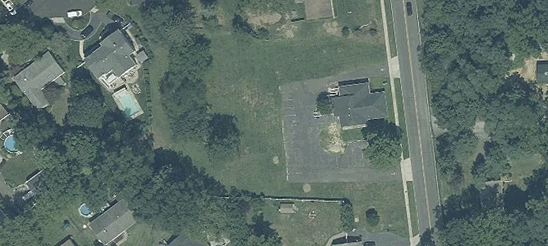 180 Kings Hwy