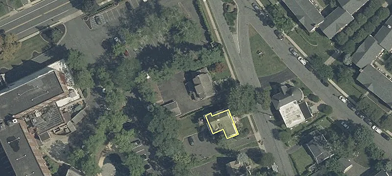5 Tulip St