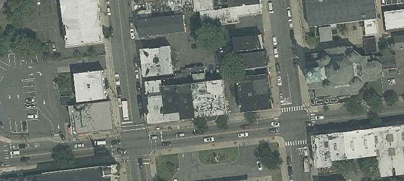 40 Monroe St