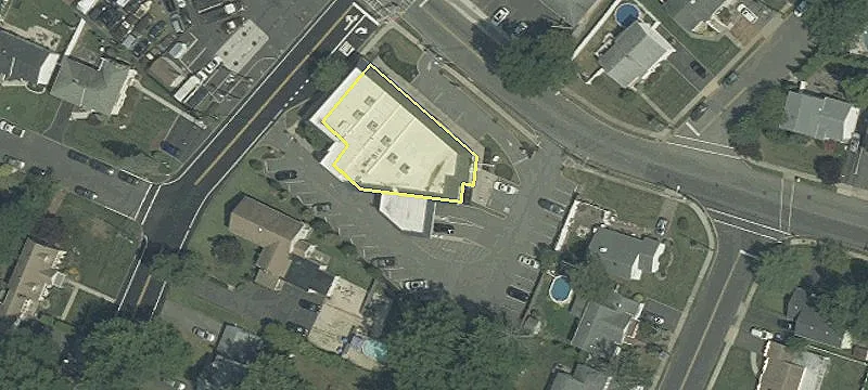 426-429 Lk Ave, Unit 429