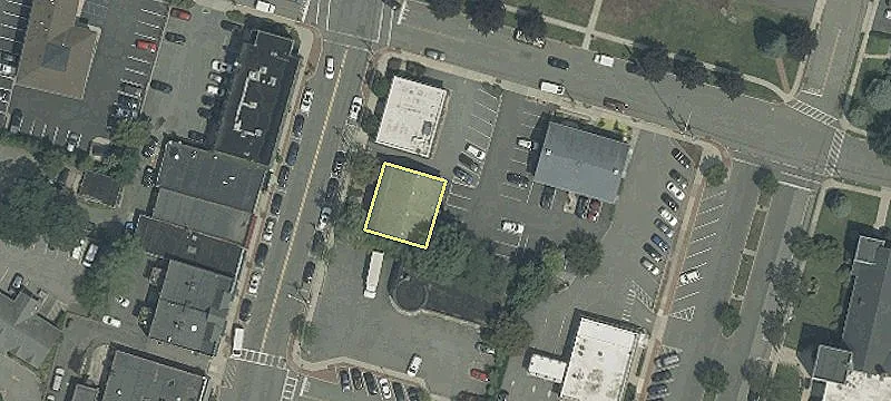 24 Sheridan Ave