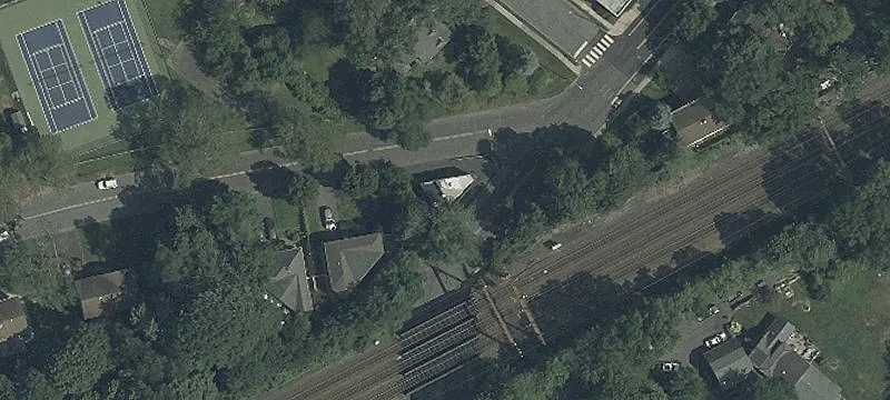 673 Ridgewood Rd