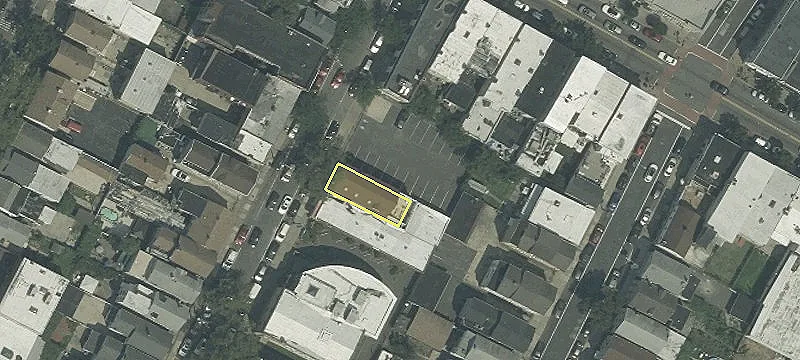 130 Van Buren St