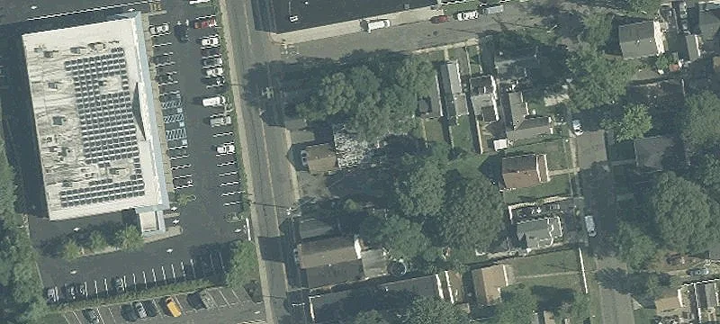 194-196 Main St, Unit 196
