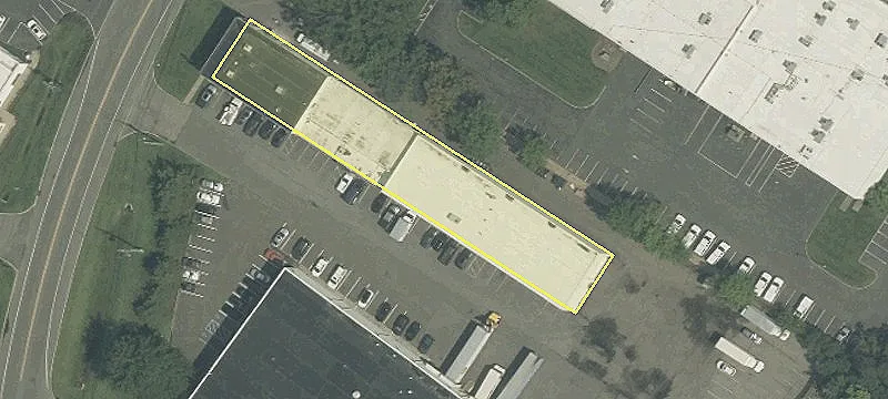 122 Clinton Rd