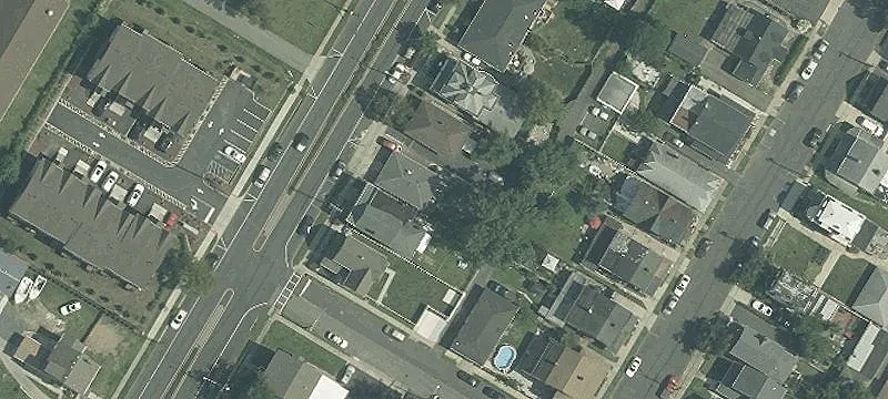 229 Main St