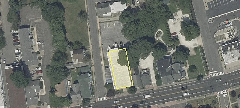 139 Main St