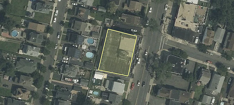 527 Un Ave, Unit 535