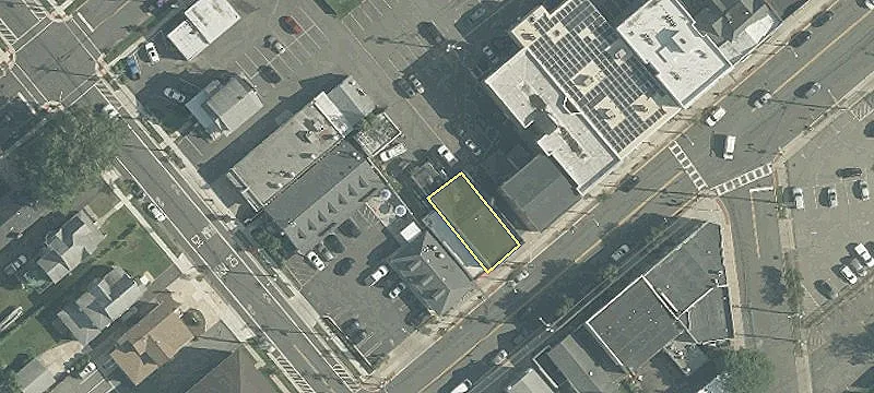 384-386 Nn Ave, Unit 386