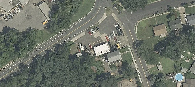 711 Public Rd