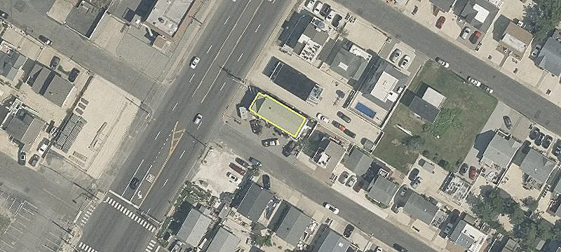8013 Long Bch Blvd