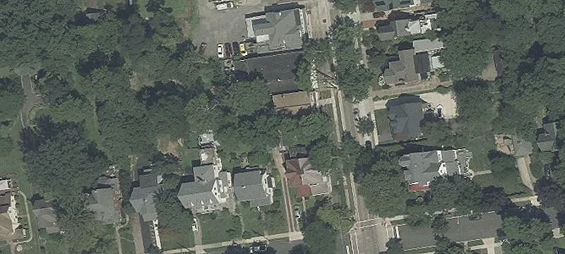 210 Ctr St
