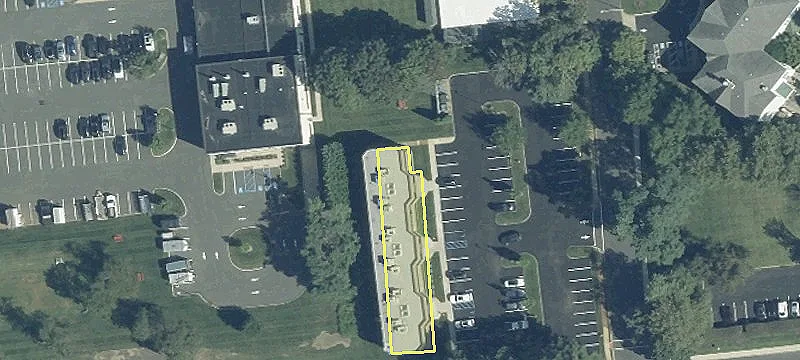 2 Hartford Dr