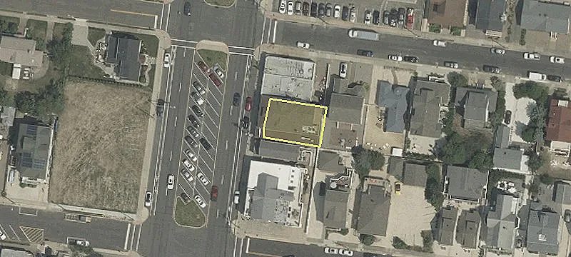 206 Central Ave