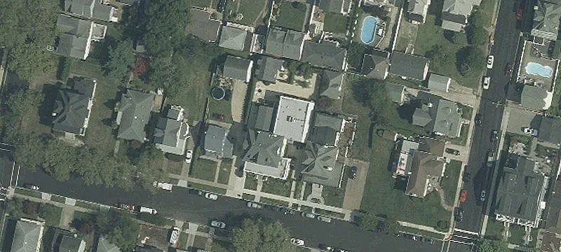 204 3rd Ave