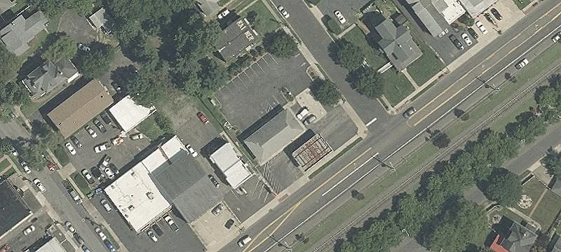213 Broad St