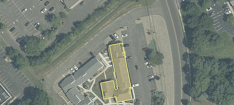 535 Iron Brg Rd Ste, Unit 12