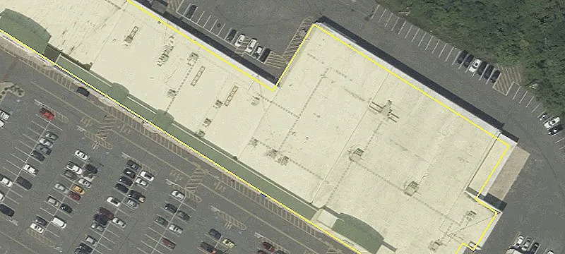 712 Bay Ave