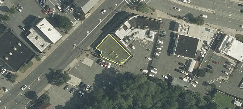 565 Livingston Ave