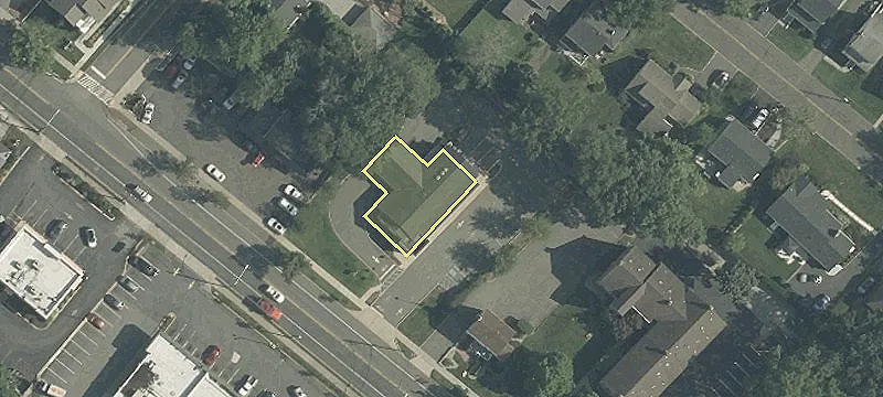 240 Main St