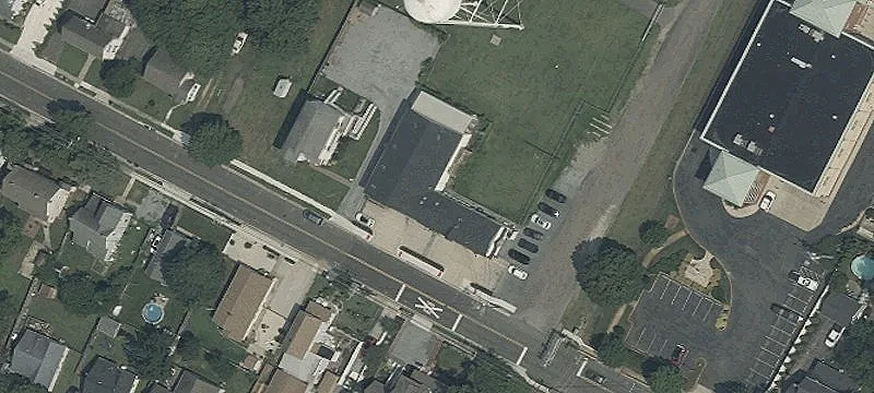 204 Hand Ave