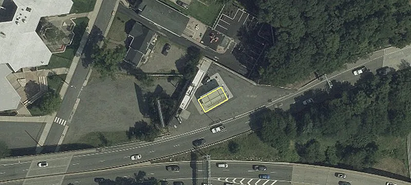 1695 Us Hwy 46