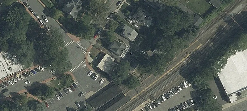 140 Maplewood Ave