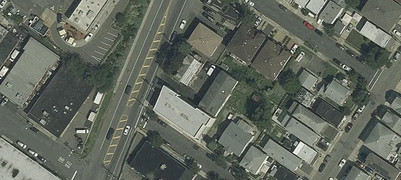 204 Bergen Blvd