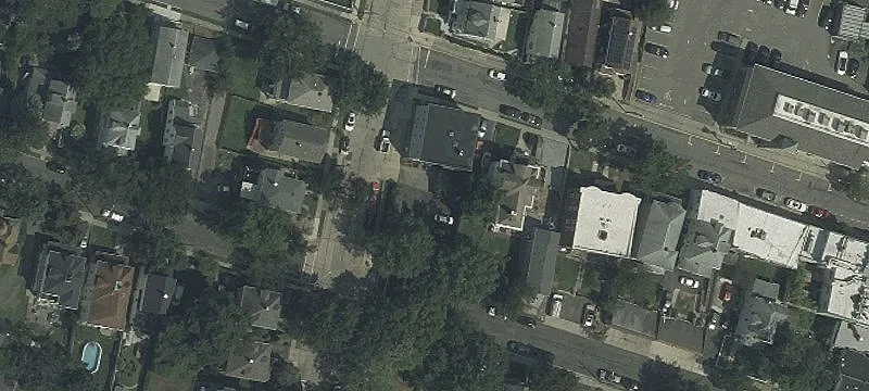 201 Lincoln Ave