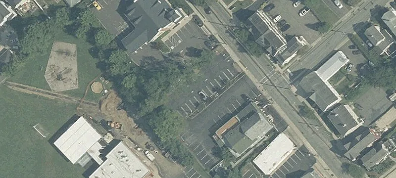 86 Main St