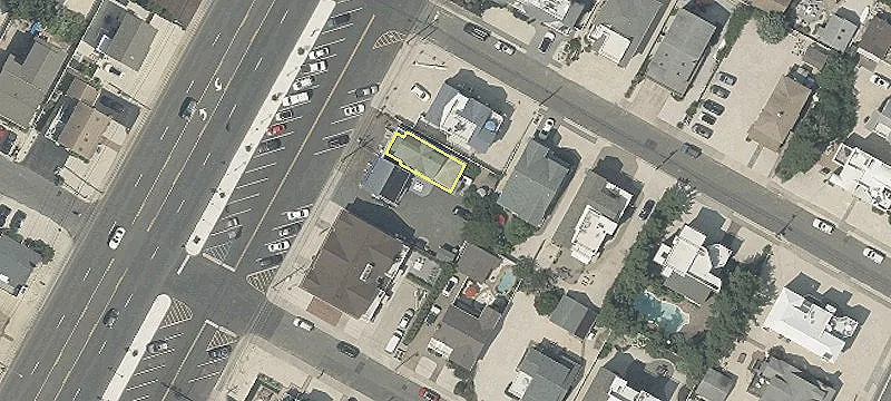 6105 Long Bch Blvdu-1
