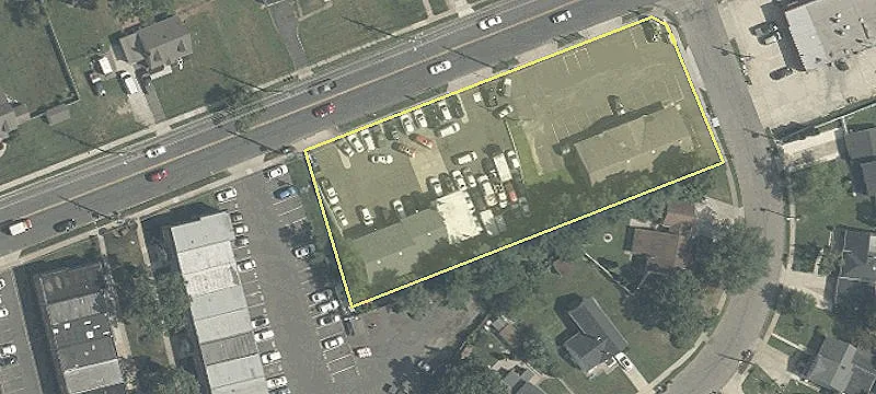 220 Evesham Rd