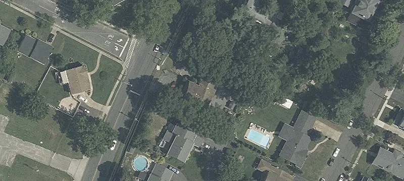619 Laurel Rd