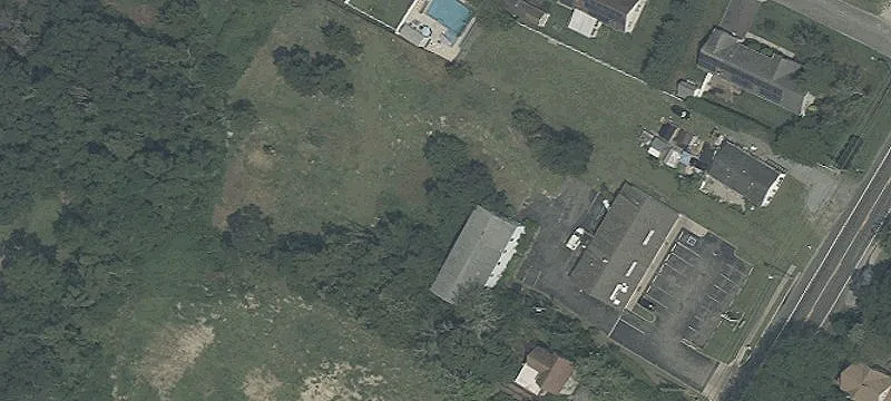 1027 Rte 9th S
