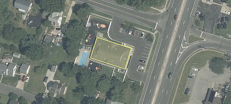 1111 Mantua Pike