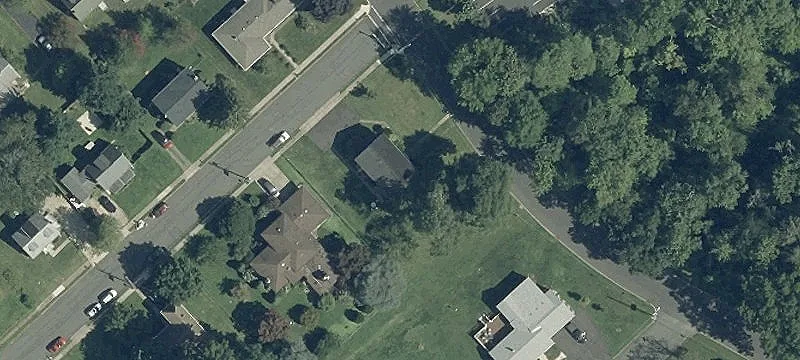 301 Hollowbrook Rd